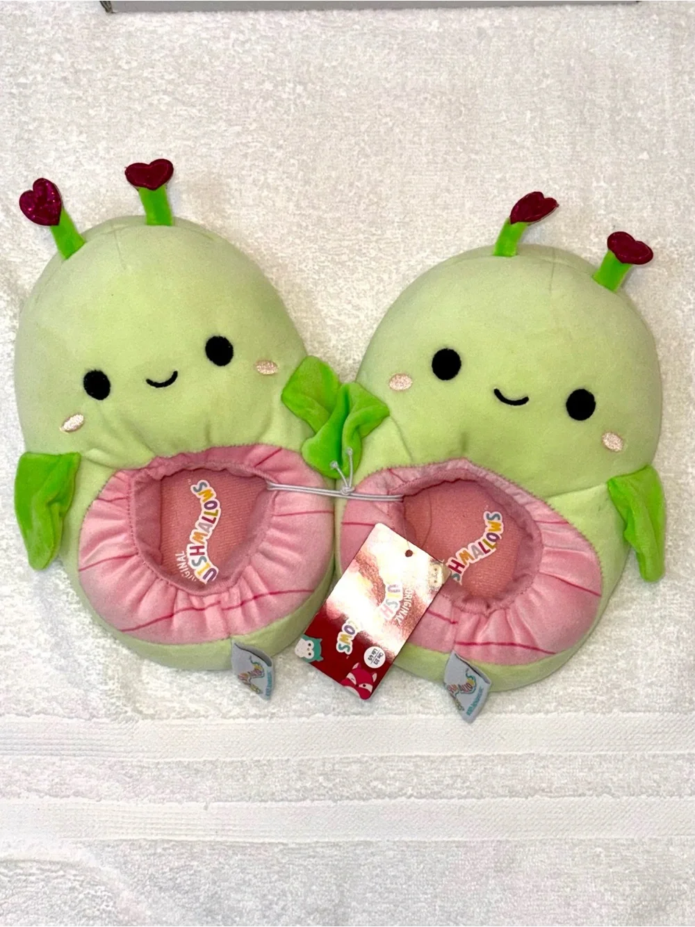 NWT Squishmallows Kids Plush Grasshopper Slippers - Light Green & Pink 2/3